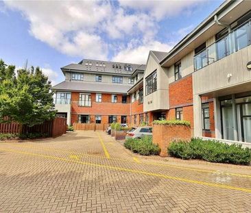Albert Drive, Woking, Surrey, GU21 - Photo 2