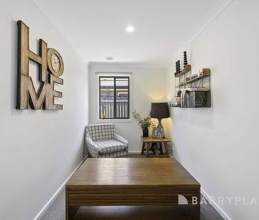 Large Alfredton Living; 4 Bedrooms, 3 Bathrooms, 3 Living Spaces - Photo 1