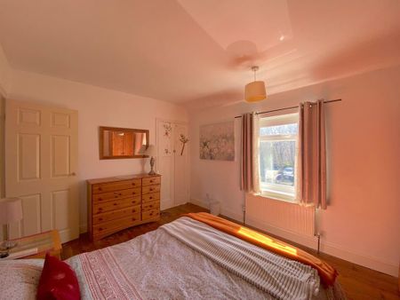 3 bedroom semi-detached house to rent - Photo 4