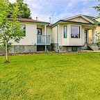 1727 17 Avenue Northwest, Calgary - Photo 1