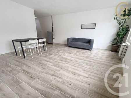 Location Appartement 3 pièces 66m² BOLBEC 76210 - Photo 2