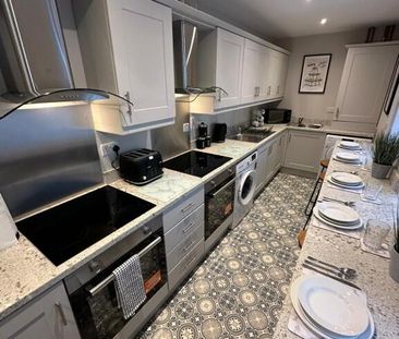 Room 5, 95 Enfield St, Belfast, BT13 3DJ - Photo 4