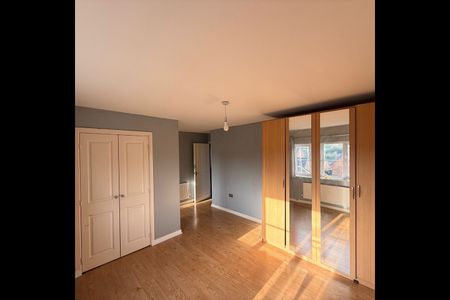 5 Bed Detached House, Stackyard Close, LE3 - Photo 3