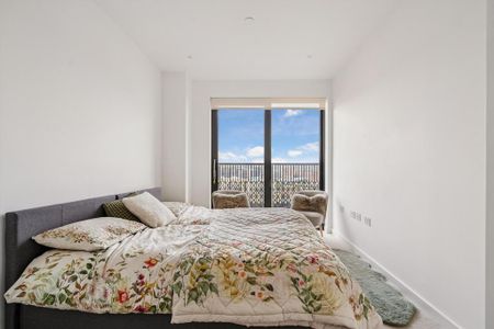 3 bedroom flat to rent - Photo 5