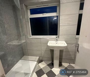 1 bedroom in a house share to rent - Photo 6