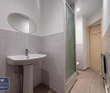 Location Appartement 1 pièce 31m² NEUVILLE SUR SAONE 69250 - Photo 2