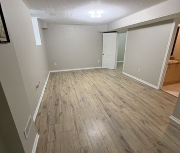 For Lease - 25 Portstewart Crescent, Brampton, Ontario - Photo 5