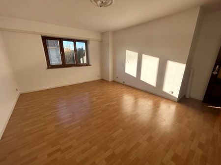 Appartement Strasbourg 4 pièce(s) 110 m2 STOCKFELD - Photo 2