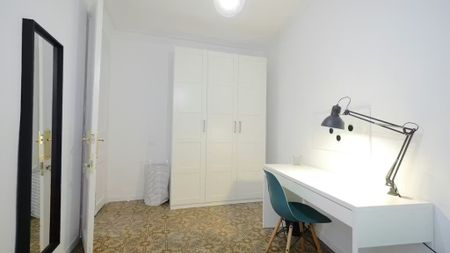 Carrer de Santa Anna, Barcelona, Catalonia 08002 - Photo 5