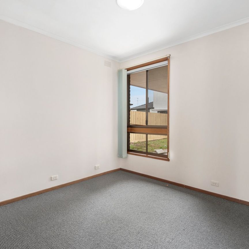 Lovely Low Maintenance Home! - Photo 1