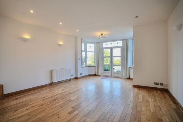 2 bedroom maisonette to rent - Photo 1