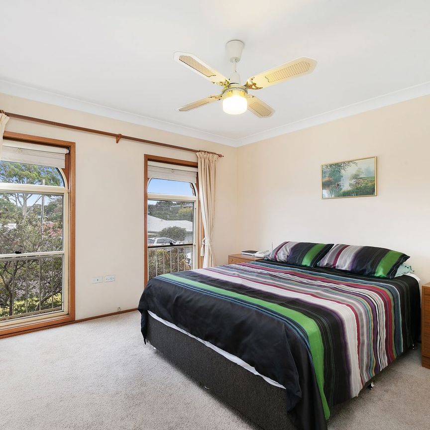 4 Rysdyk Parade, Wamberal - Photo 1