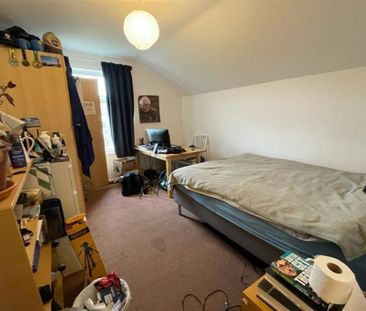 4 bedroom terraced house to rent - Photo 5