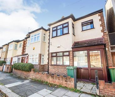 5 bedroom semi-detached house to rent - Photo 5