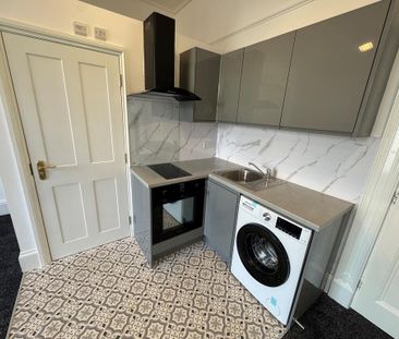 1 bedroom apartment to rent - Photo 2