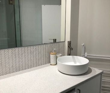 Ready to move in - fully furnished unit - Photo 6