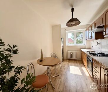 Pronájem bytu 2+1 s balkonem, ul. Karla Čapka – Sokolov - Photo 6