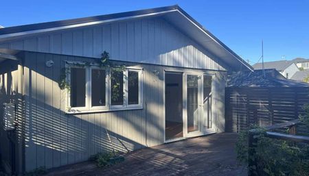 Short walk to the beach, move in before Summer. - Photo 5