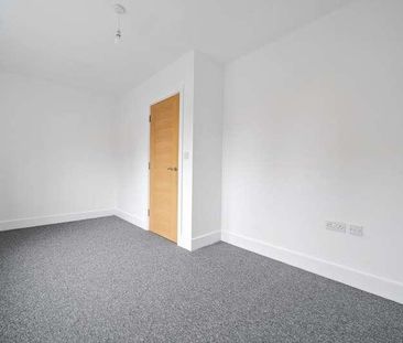 Lakeland Drive, Aylesbury, HP18 - Photo 3