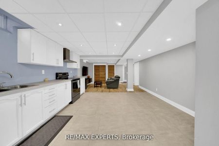 For Lease - 24 Bluestone Street, Vaughan, Ontario - Photo 2