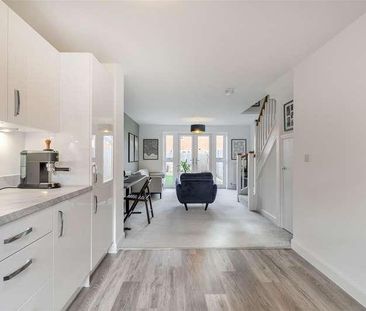 Bullfinch Grove, Yapton - Photo 2