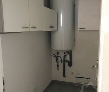 APPARTEMENT T3 au 1er étage À SEILLONS, - Photo 1