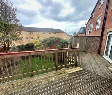 5 bedroom townhouse to rent - Photo 2