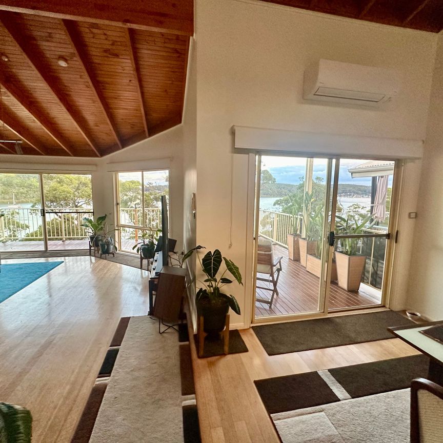 Daleys Point - Photo 1