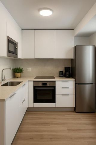 4 room luxury Flat for rent in Valencia - Photo 5