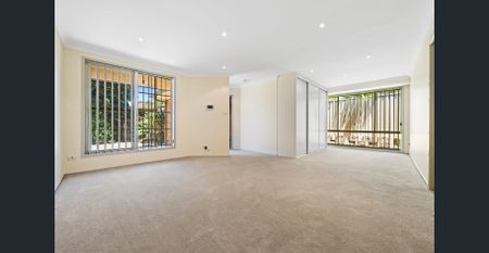 Freshly painted 4 Bedroom Home in Great Location - Photo 2