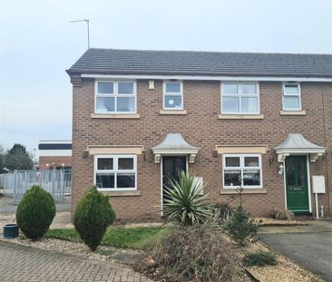 2 bedroom end of terrace house to rent - Photo 1