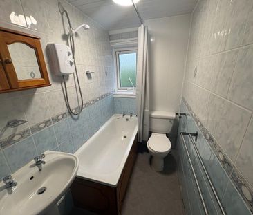 2 bedroom property to rent - Photo 4