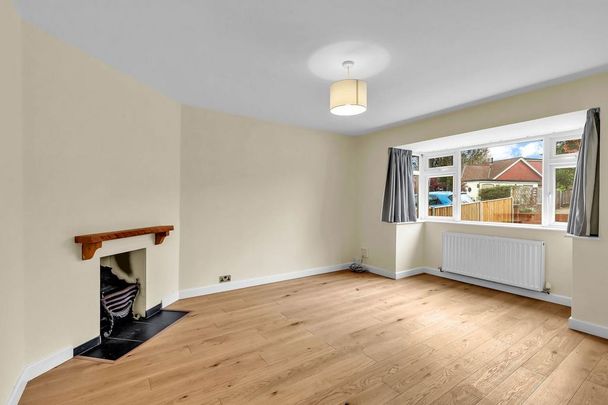 3 bedroom semi-detached house to rent - Photo 1