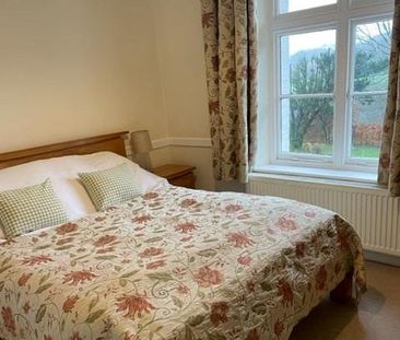 2 bedroom semi-detached house to rent - Photo 2