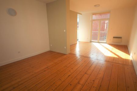 A LOUER : T1 à LILLE • rue des Postes - Wazemmes • 680 € - Photo 2