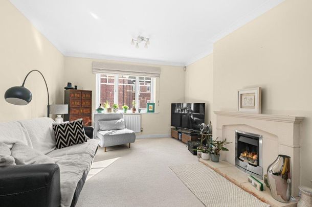 2 bedroom apartment to rent - Photo 1