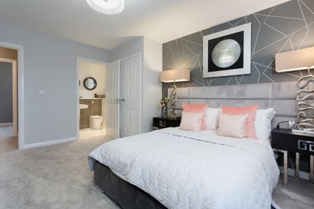 4 bedroom detached house to rent - Photo 4