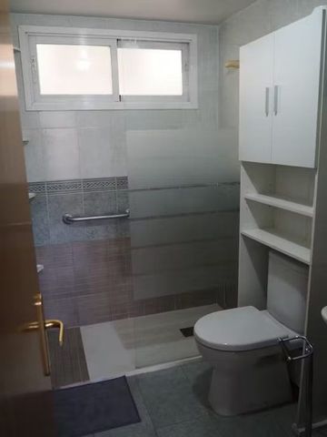 Carrer de Vicente la Roda, Valencia, Valencian Community 46011 - Foto 5