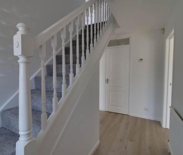 4 bedroom detached house to rent - Photo 3