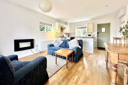 Oak Cottage, Kestell Road, Sidmouth, Devon, EX10 - Photo 3