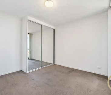“Immaculate 2 bedroom” - Photo 6