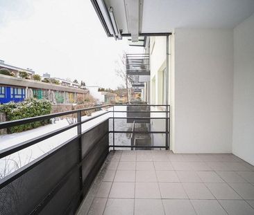 Ruhige Wohnung im Zentrum von Witikon - Photo 3