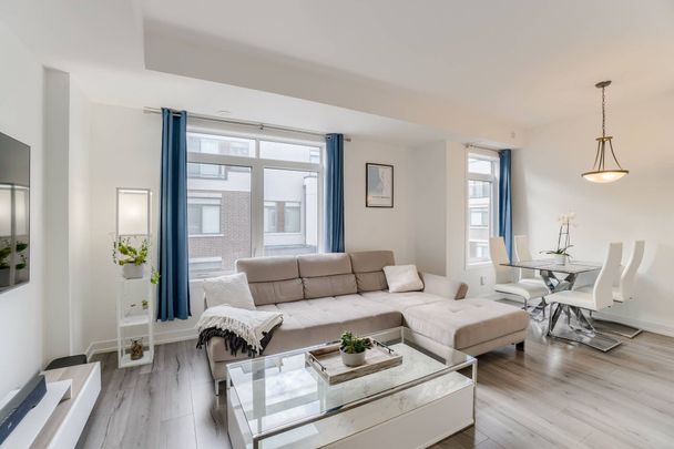 For Lease - 3062 Sixth Line Unit# 341, Oakville, Ontario - Photo 1