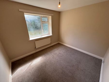 2 bedroom detached bungalow to rent - Photo 5