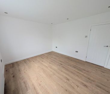 3 bedroom end of terrace house to rent - Photo 5