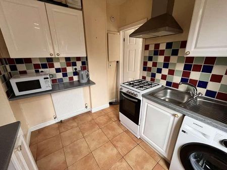 Rushton Crescent, Bournemouth, BH3 - Photo 3