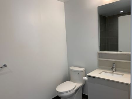 For Lease - 5 Buttermill Avenue Unit# 4211, Vaughan, Ontario - Photo 2
