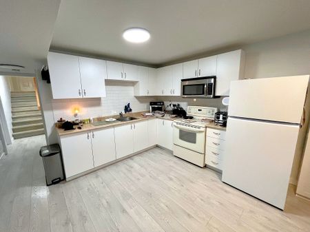 For Lease - 48 Nicole Marie Avenue Unit# Lower, Barrie, Ontario - Photo 5