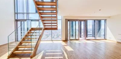 Penthouse-Feeling - exklusives Wohnjuwel mit umlaufender Loggia und spektakulärer Fernsicht - Photo 2