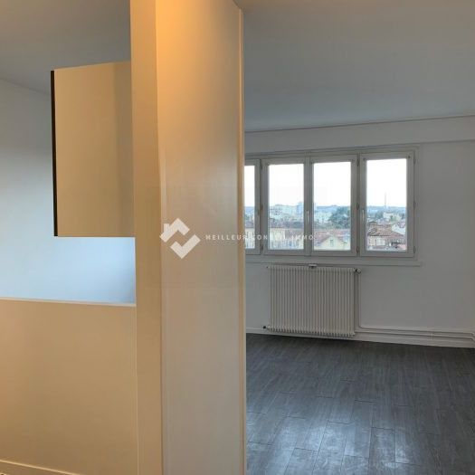 Appartement à louer, 2 pièces - Melun 77000 - Photo 1